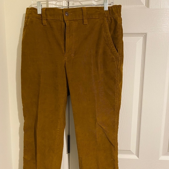 Men's BeanFlex® Corduroy Pants, Standard Fit, Straight Leg, Comfort Waist - Picture 1 of 3